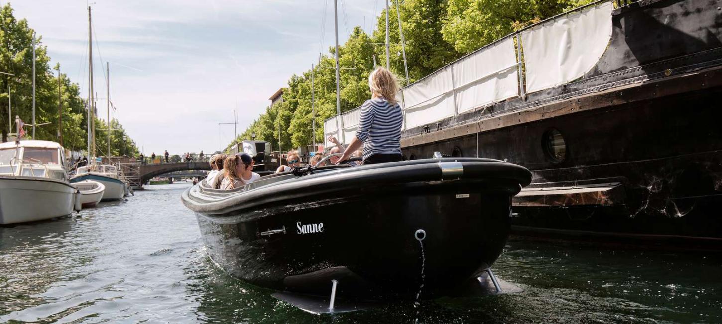 Hey Captain boat sailing in Christianshavn, Copenhagen